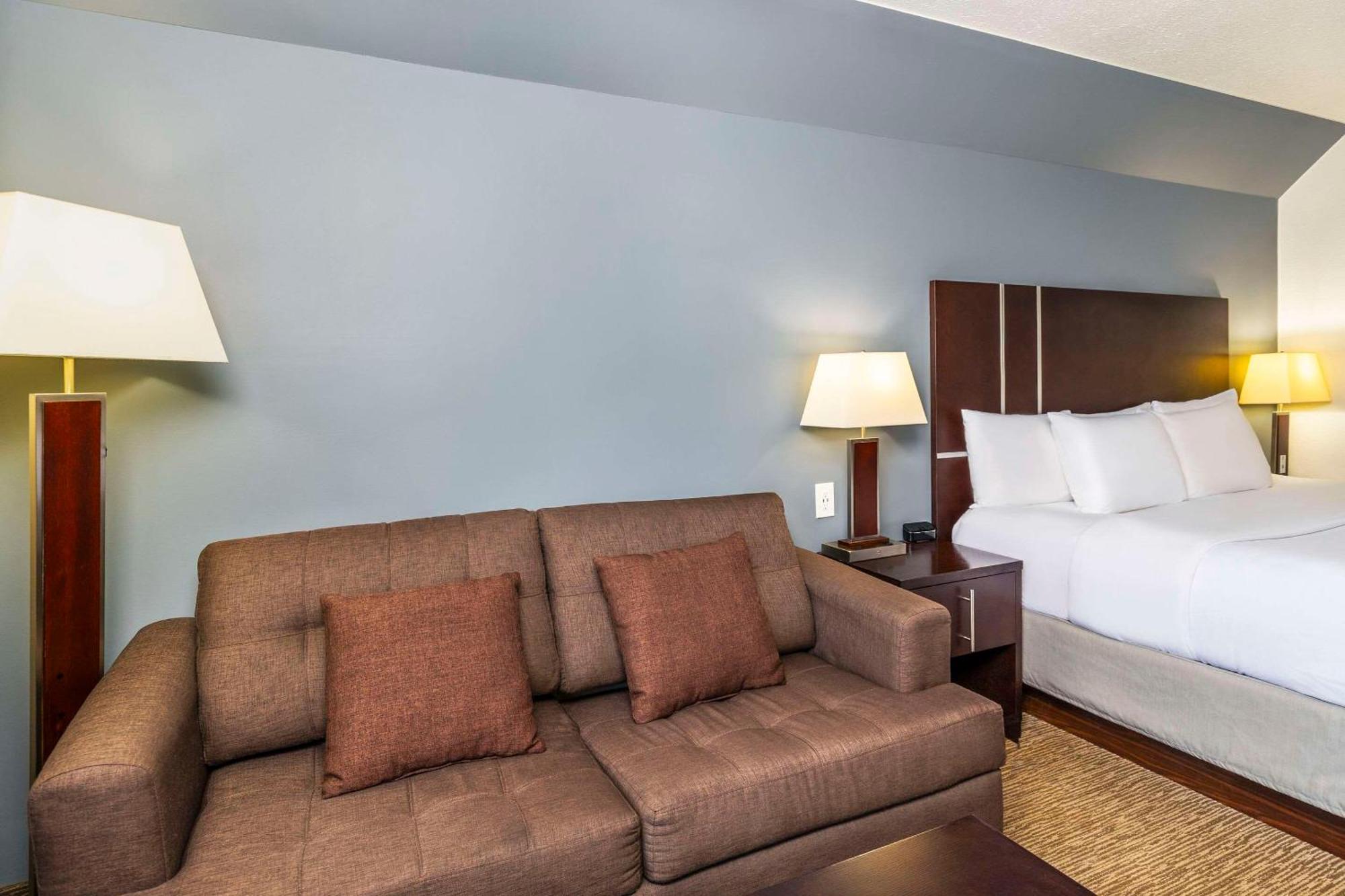 Comfort Inn & Suites Yorkton Ngoại thất bức ảnh