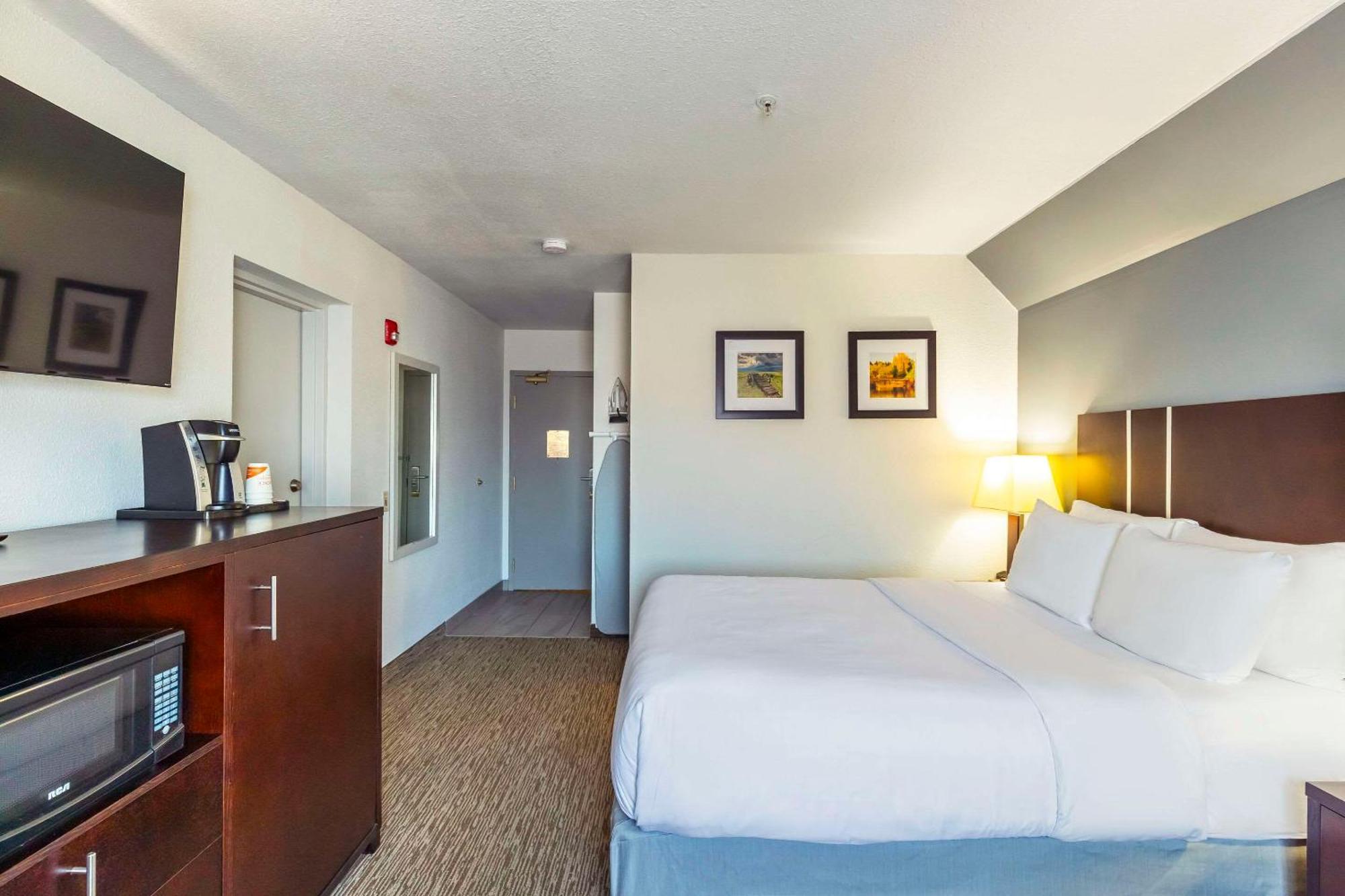Comfort Inn & Suites Yorkton Ngoại thất bức ảnh